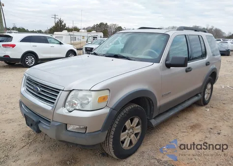 2006 Ford Explorer Xlt из США, поврежденный, VIN 1FMEU73E46UB15529